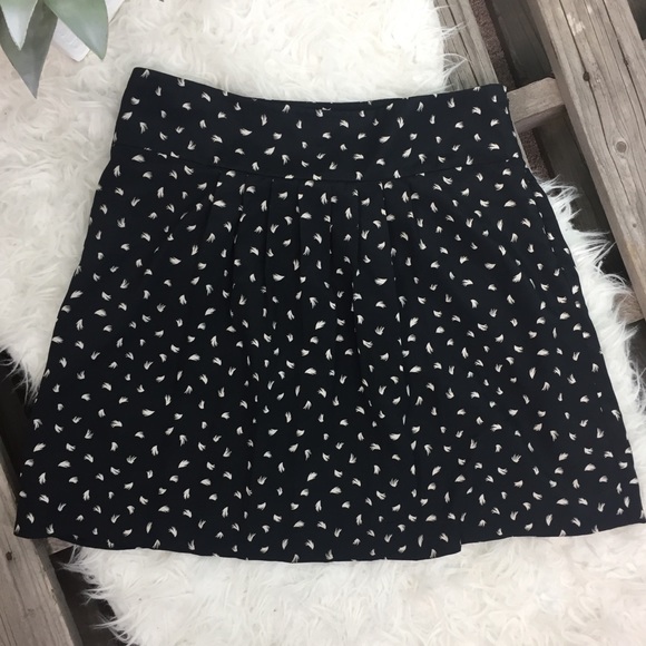 LOFT Dresses & Skirts - LOFT Black Skirt with Cream Feathers 4